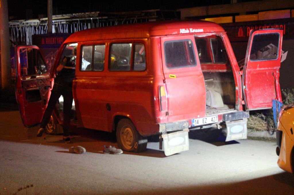 HIRSIZLIK ZANLILARI KAÇAMADI