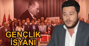 CHP'DE GENÇLER AYAKLANDI