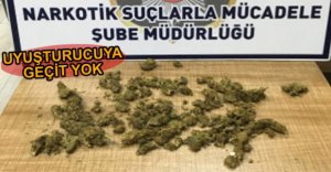 POLİSLERDEN UYUŞTURUCU BASKINI