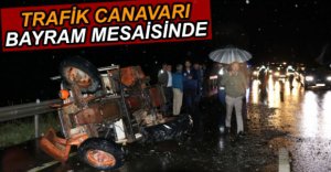 TRAKTÖR VE KAMYONET ÇARPIŞTI