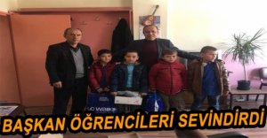 UZUNOĞLU’NDAN BAŞARILI ÖĞRENCİLERE HEDİYE