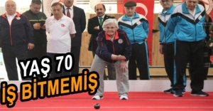 YAŞLARINA RAĞMEN KIYASIYA MÜCADELE ETTİLER