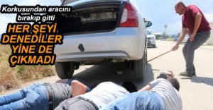 YILAN KORKUSUNDAN ARACINI BIRAKIP GİTTİ