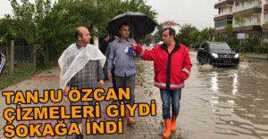 BAŞKAN ÖZCAN SOKAĞA İNDİ