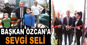 BAŞKAN TANJU ÖZCAN'A SEVGİ SELİ