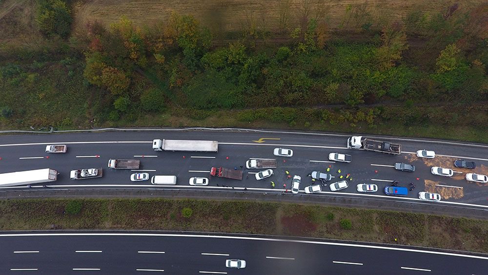 12 ARAÇ BİRBİRİNE GİRDİ....