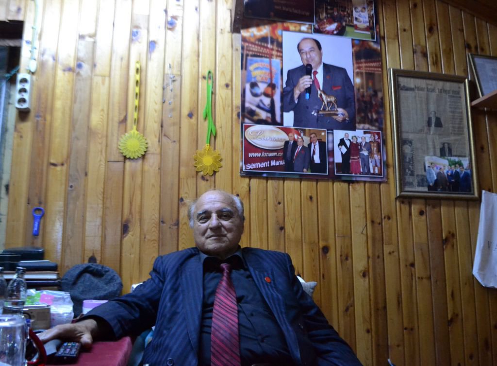 43 YILDIR BOLULULARI EĞLENDİRİYOR