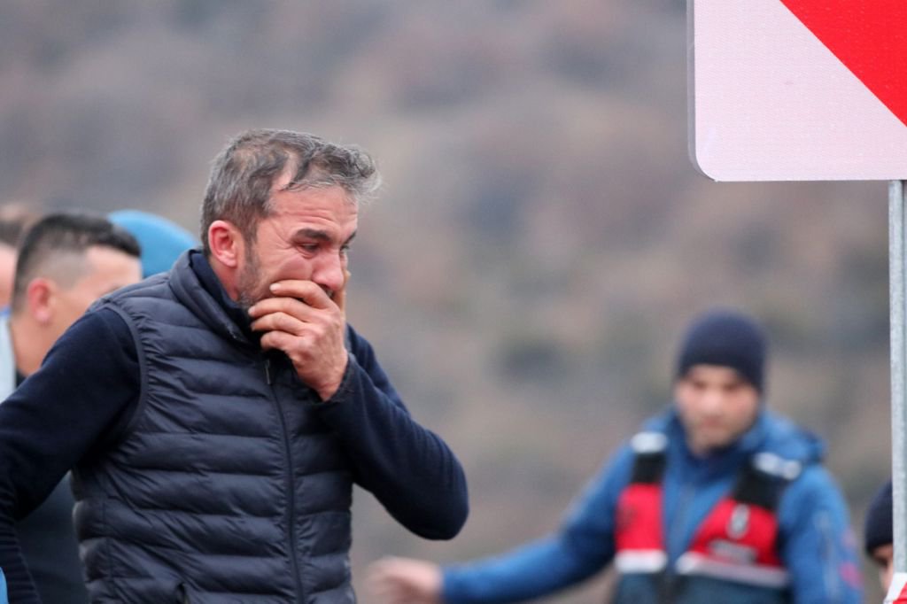 500 METREDEN ÖLÜME UÇTULAR...