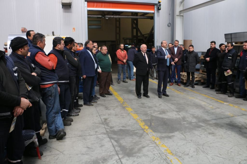 AK PARTİ VE MHP'NİN OY KAYBETMESİ TERÖRİSTİ SEVİNDİRİR