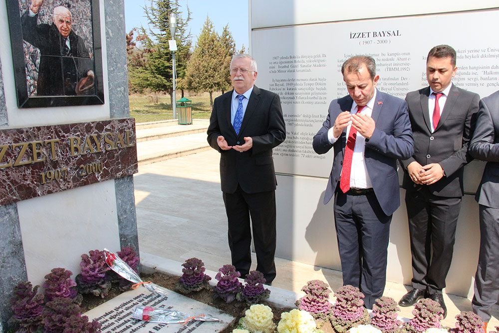 ANNE VE BABASININ HAYIR DUASIYLA BAŞLADI