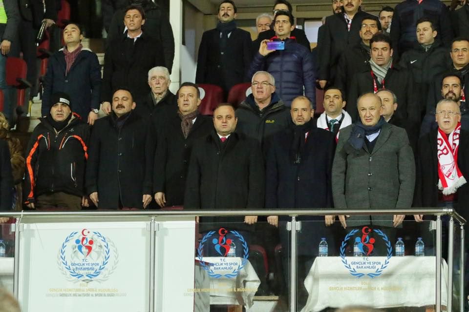 ASLANI ELİMİZDEN KAÇIRDIK