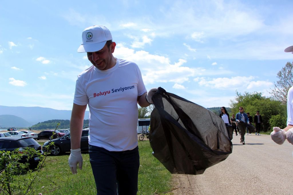 BAŞKAN ÖZCAN ÖRNEK OLDU