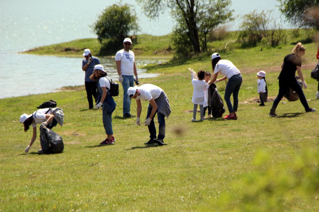 BAŞKAN ÖZCAN ÖRNEK OLDU