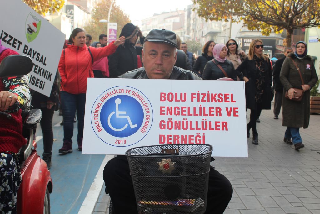 BİR SEVDADIR ÖĞRETMENLİK