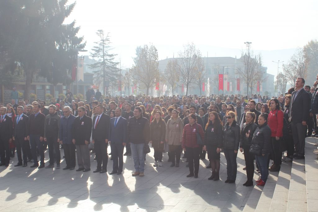 BİR SEVDADIR ÖĞRETMENLİK