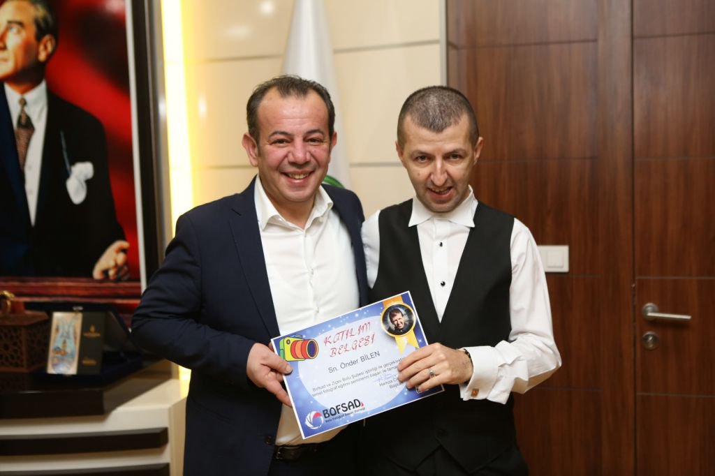 BOFSAD'DAN ENGELLİ ÇOCUKLARA FOTOĞRAF DERSİ