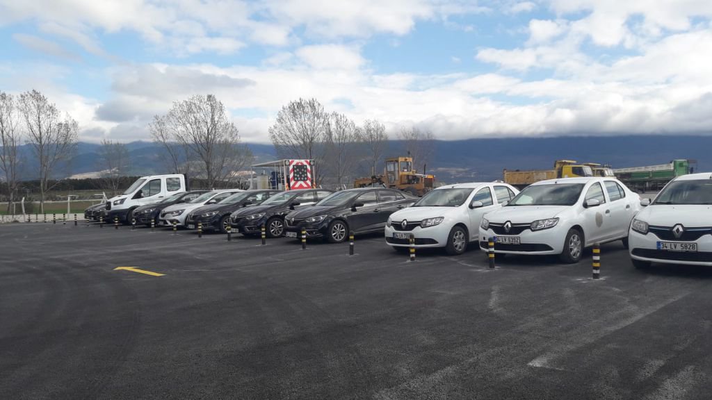 BOLU BELEDİYESİ'NDE KİRALIK ARAÇ DÖNEMİ BİTİYOR