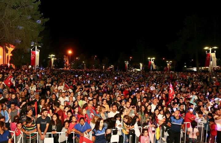 BOLU ZAFERİ KUTLADI !