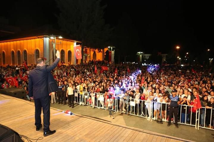 BOLU ZAFERİ KUTLADI !