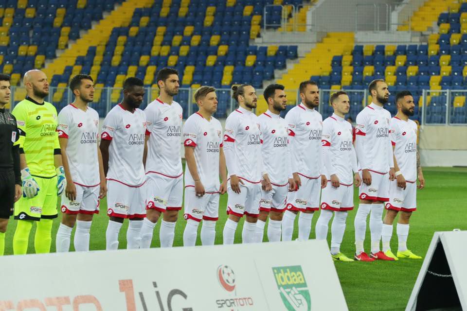 BOLUSPOR 9 KİŞİ KALAN RAKİBİNİ YENEMEDİ