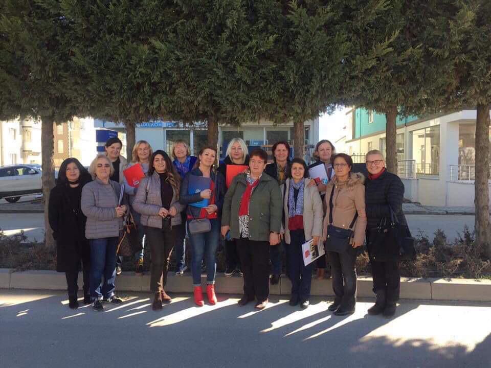 CHP'Lİ KADINLAR DURMAK BİLMİYOR