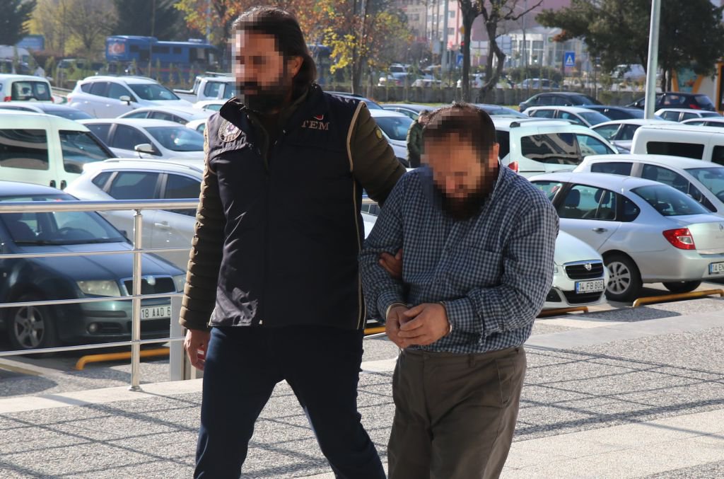 DAEŞLILARIN İŞBİRLİKÇİLERİ YAKALANDI