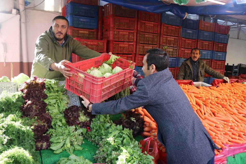 ESNAF ODASI'NDAN ALKIŞLANACAK HAREKET