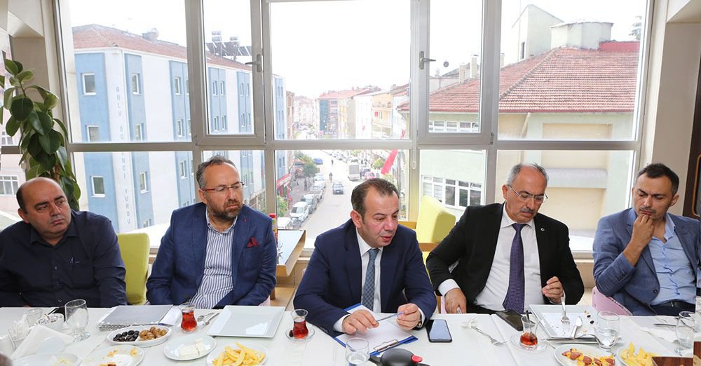 FORMAT DEĞİŞİKLİĞİNE GİDİLDİ..