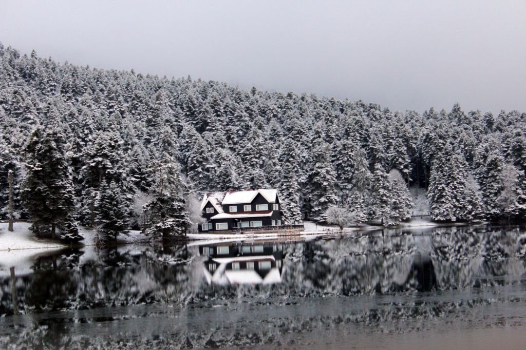 GÖLCÜK'TE KARTPOSTALLIK MANZARA