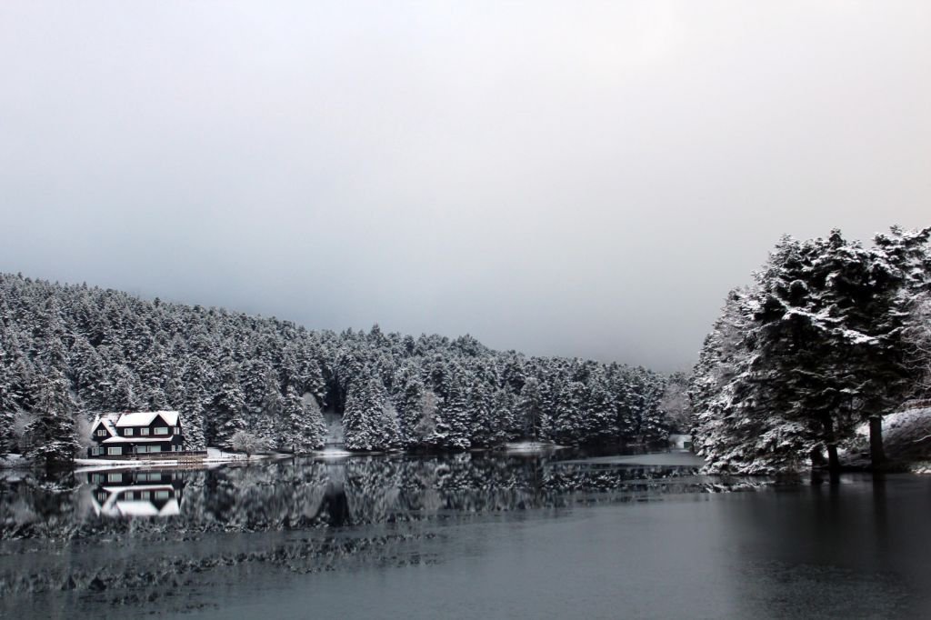 GÖLCÜK'TE KARTPOSTALLIK MANZARA