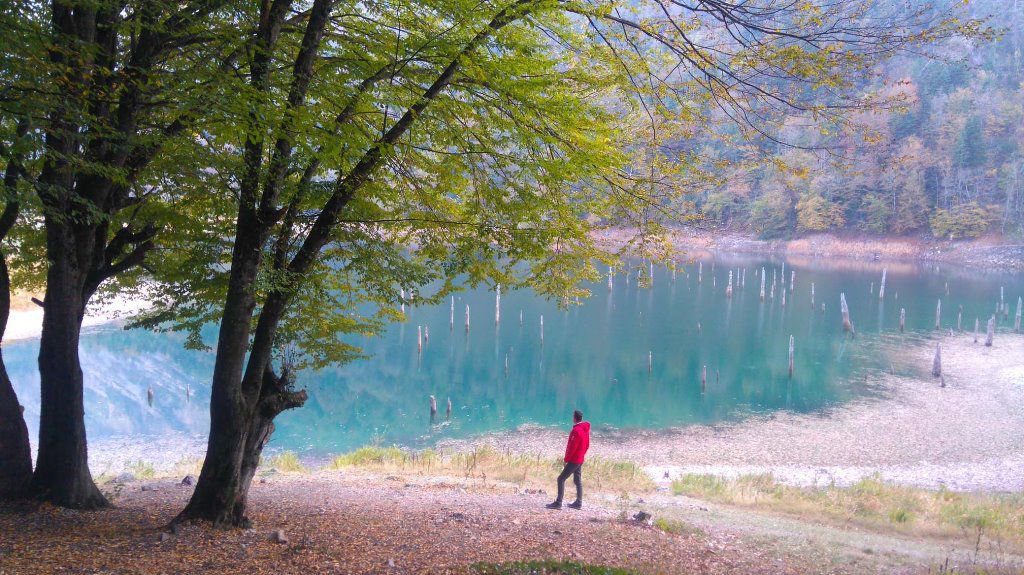 GÖLÜN SULARI 10 METRE ÇEKİLDİ !