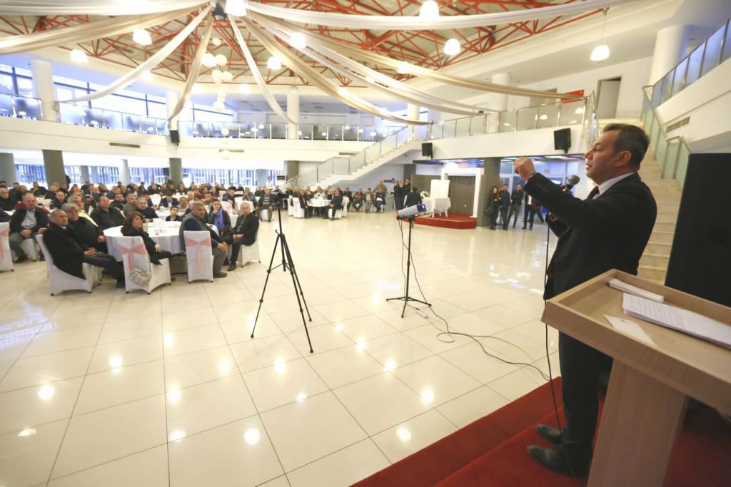 "HEM SANAYİ HEM TURİZM ALANINDA GELİŞECEĞİZ"