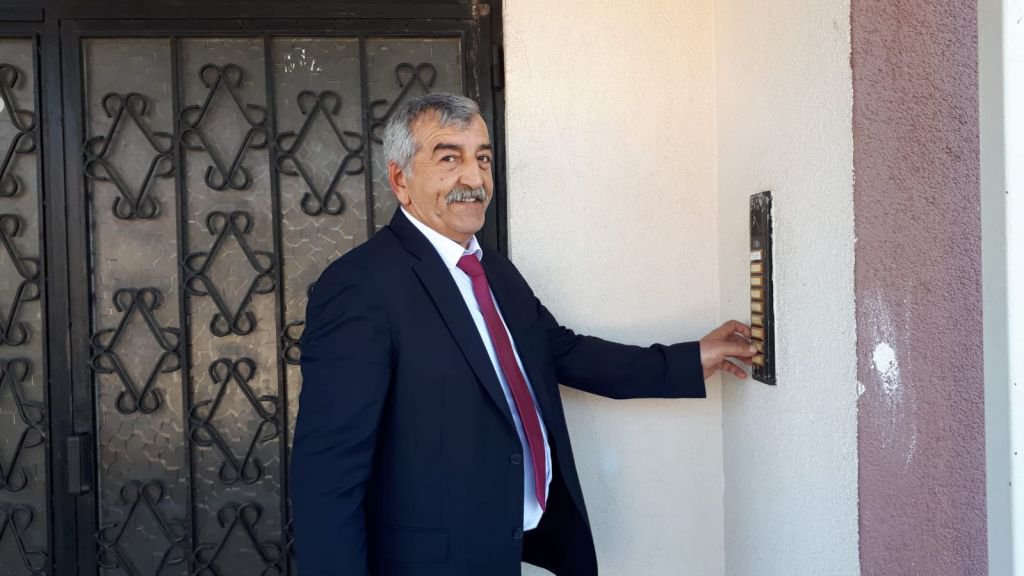 "HİZMET İÇİN, YORULMADAN SIKILMADAN..."