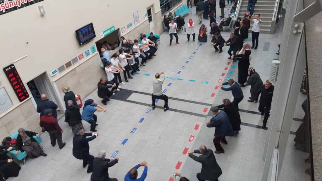 İL SAĞLIK MÜDÜRLÜĞÜNDEN ALKIŞLANACAK HAREKET