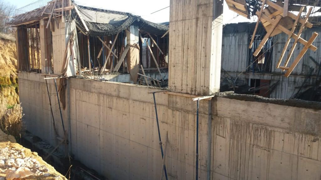 İNŞAATTA GÖÇÜK, 1 İŞÇİ YARALANDI