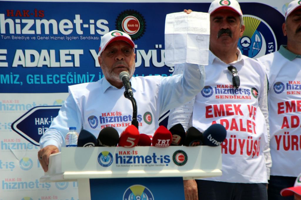 İŞÇİLER YOLA ÇIKTI..