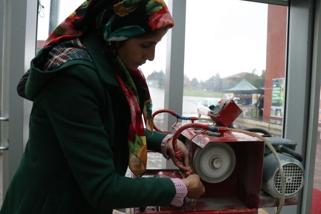 KALSEDON TAŞI EKONOMİYE KAZANDIRILIYOR