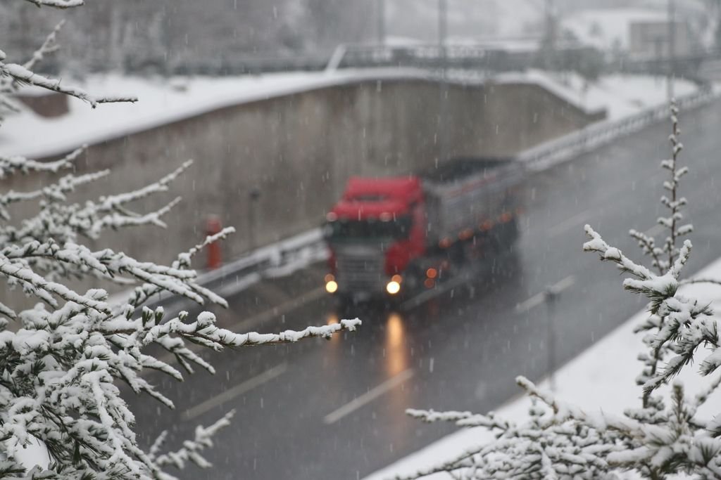 KAR BU KEZ ÇOK SERT GELDİ