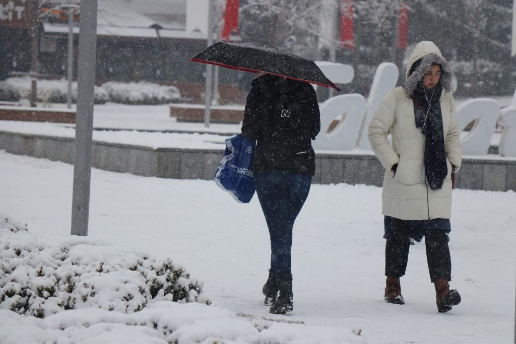 KAR BU KEZ ÇOK SERT GELDİ