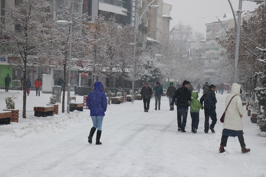 KAR BU KEZ ÇOK SERT GELDİ