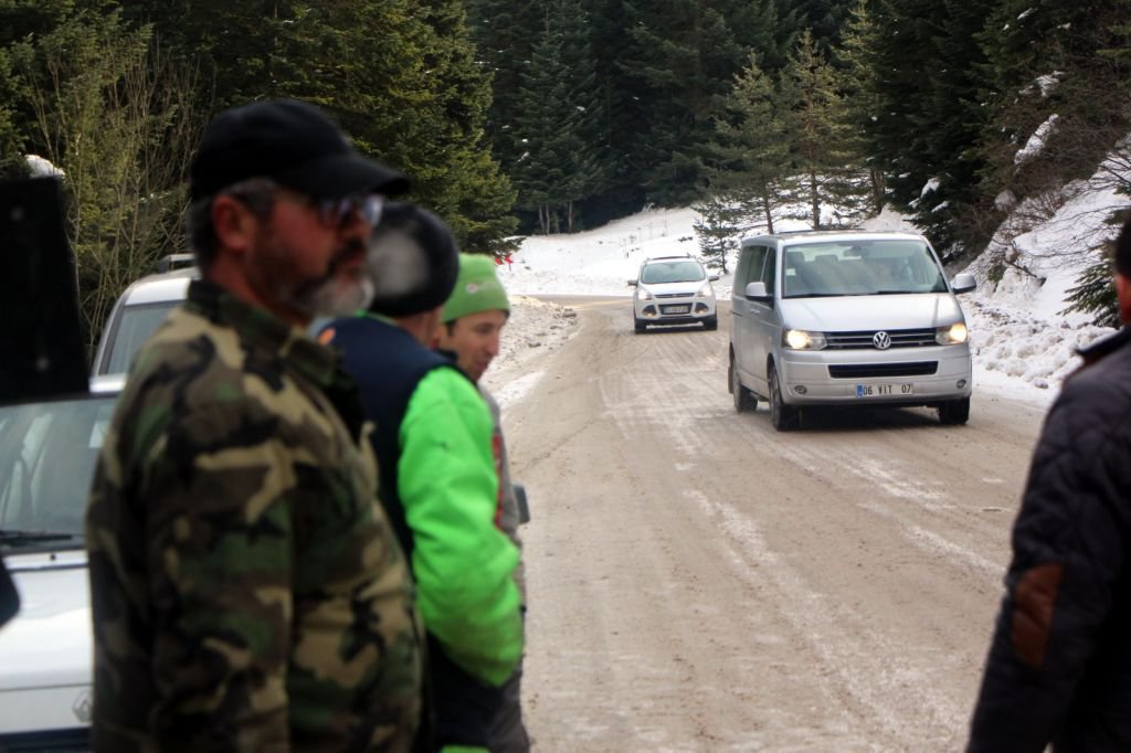 KAR KÖYLÜLERİN EKMEK KAPISI...