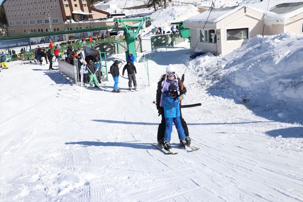 KARTALKAYA DOLUP TAŞIYOR