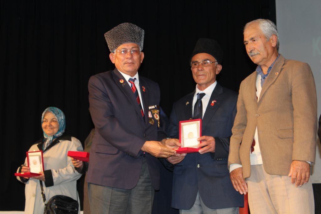 "KIBRIS, BARIŞ VE ÖZGÜRLÜK HAREKATIDIR"