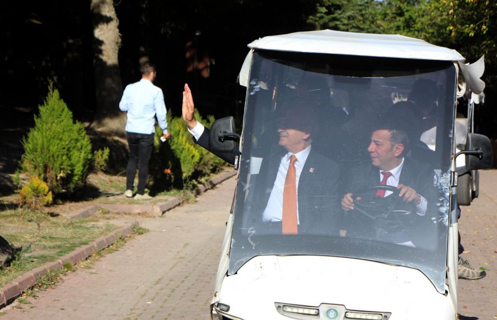 KILIÇDAROĞLU'NUN GÖLCÜK KEYFİ