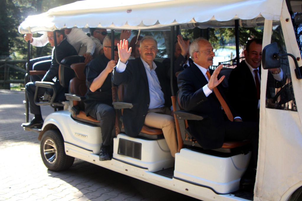 KILIÇDAROĞLU'NUN GÖLCÜK KEYFİ