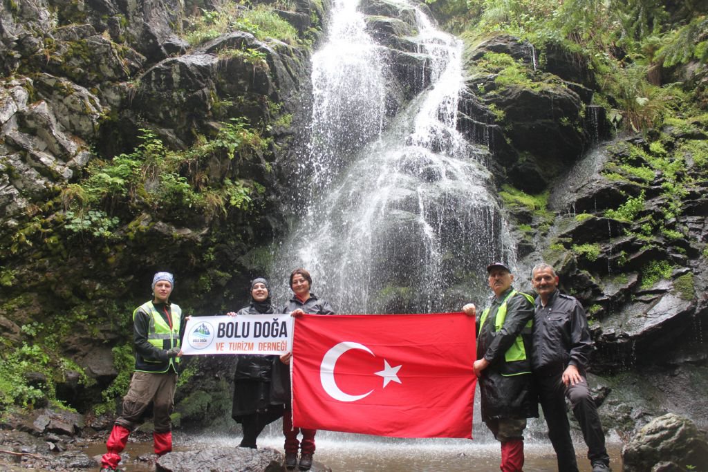 KÖROĞLU ŞELALESİ'NE YÜRÜDÜLER