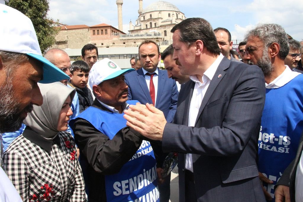 MEMUR SEN'DEN İŞÇİLERE DESTEK