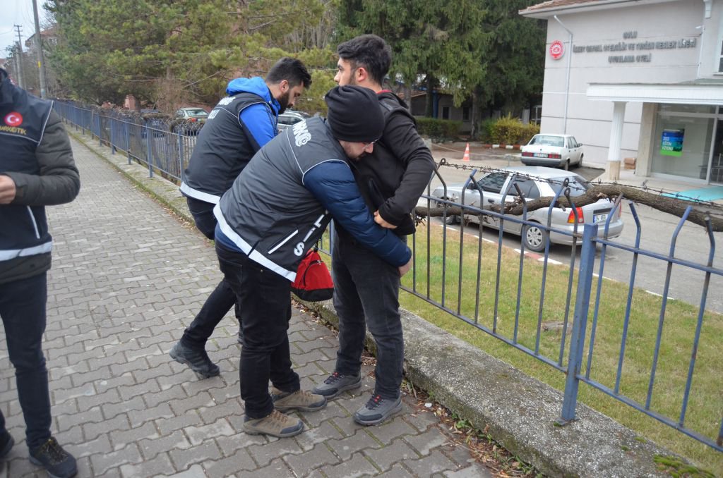 NARKOTİKTEN UYUŞTURUCU DENETİMİ