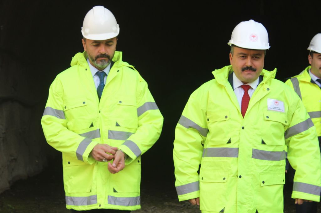 "ÖZCAN BECEREMİYORSA BİZ YAPARIZ"