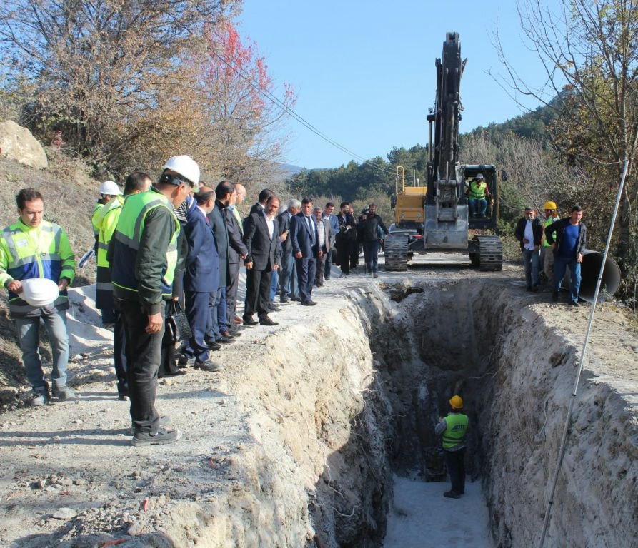 "ÖZCAN BECEREMİYORSA BİZ YAPARIZ"